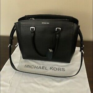 Michael kors black Benning purse